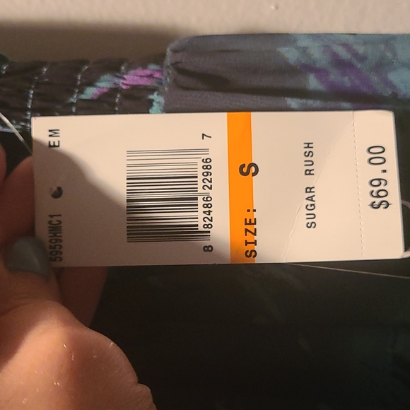 XOXO halter dress with tassel design - Picture 4 of 8